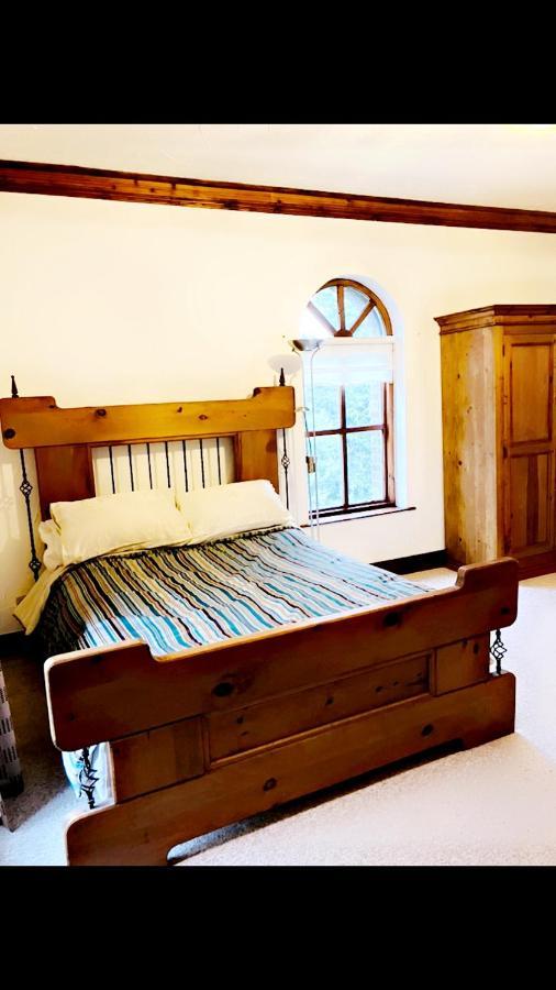 בית הארחה ארמה 	Ridge Wood House מראה חיצוני תמונה